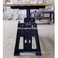 Mesa de manivela industrial de madeira áspera